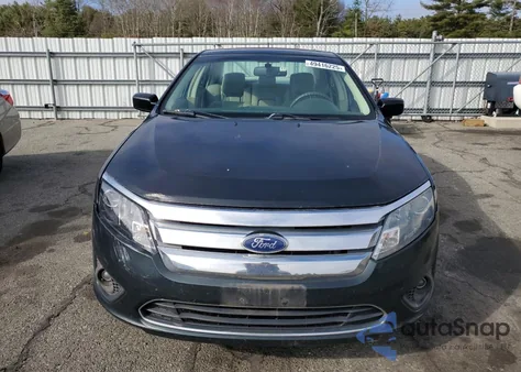 2010 Ford Fusion Se z USA, uszkodzony, nr VIN 3FAHP0HA5AR391973